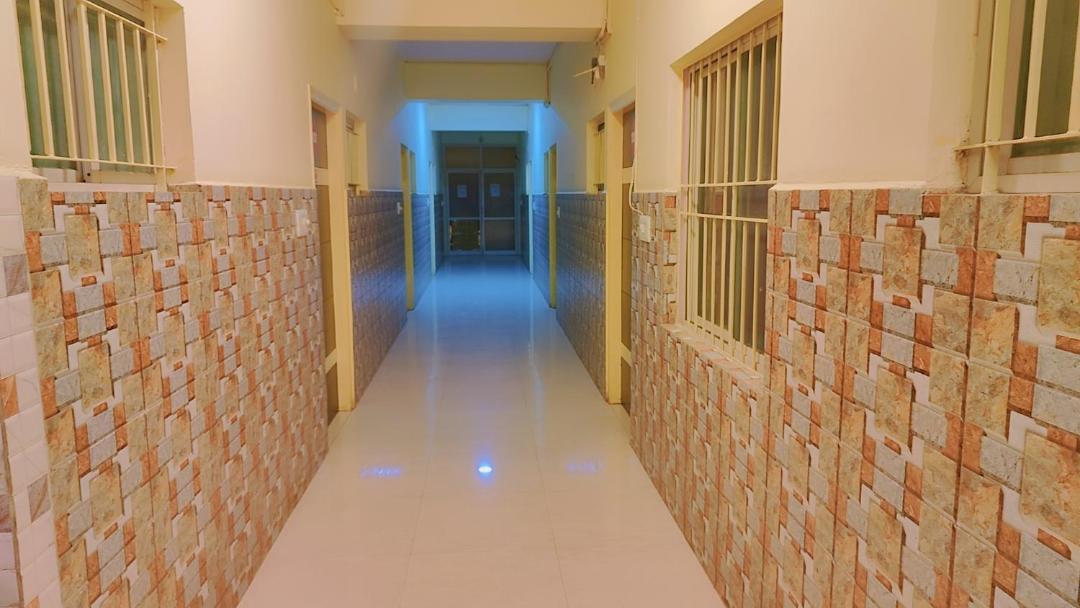 Metro Suites Bangalore Luaran gambar